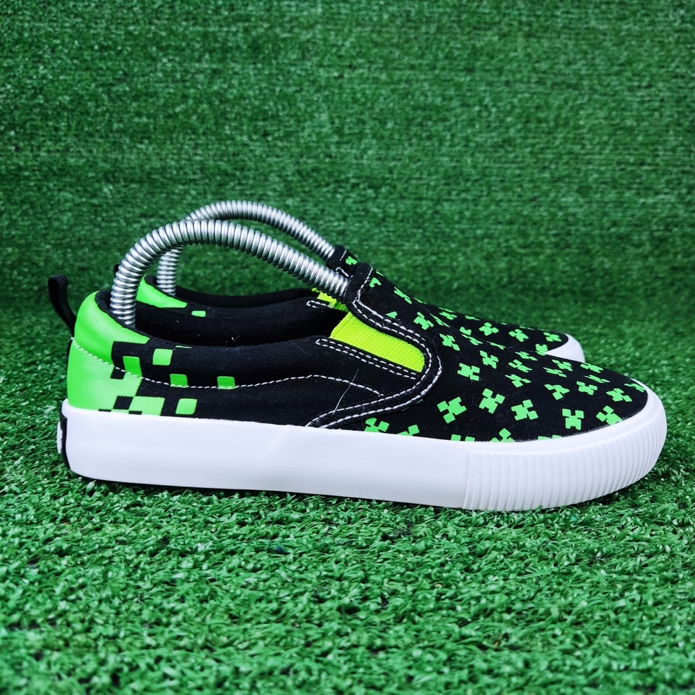 Minecraft Shoes Boys Size 1 Black Green Creeper Slip On Canvas Sneakers Gaming